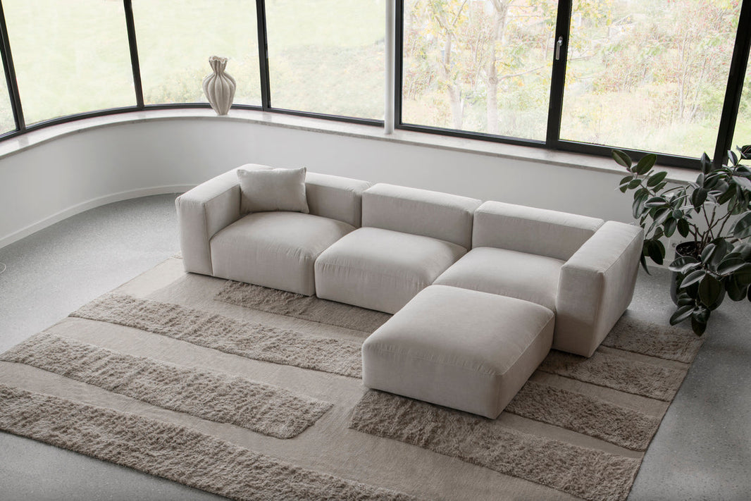 7 Main Benefits of Using Area Rugs