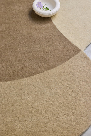 Brink & Campman Element Lane Neutral tapijt in zandbeige, taupe en crème, in een interieur, tweede beeld