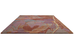Harlequin Saltillo Rosewood Teppich in Terrakotta, Rost und Flieder, Schrägansicht
