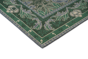Tapis Morris & Co Helena Mineral, détail de l'angle et du poil