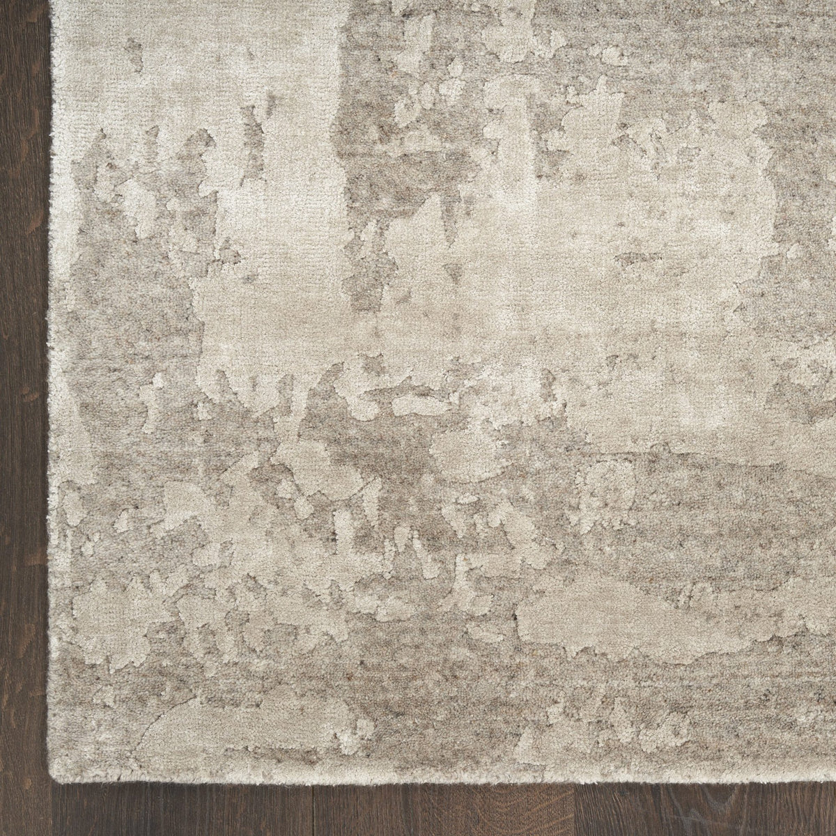 Nourison Harmony HAY06 Silver Grey rug, corner detail
