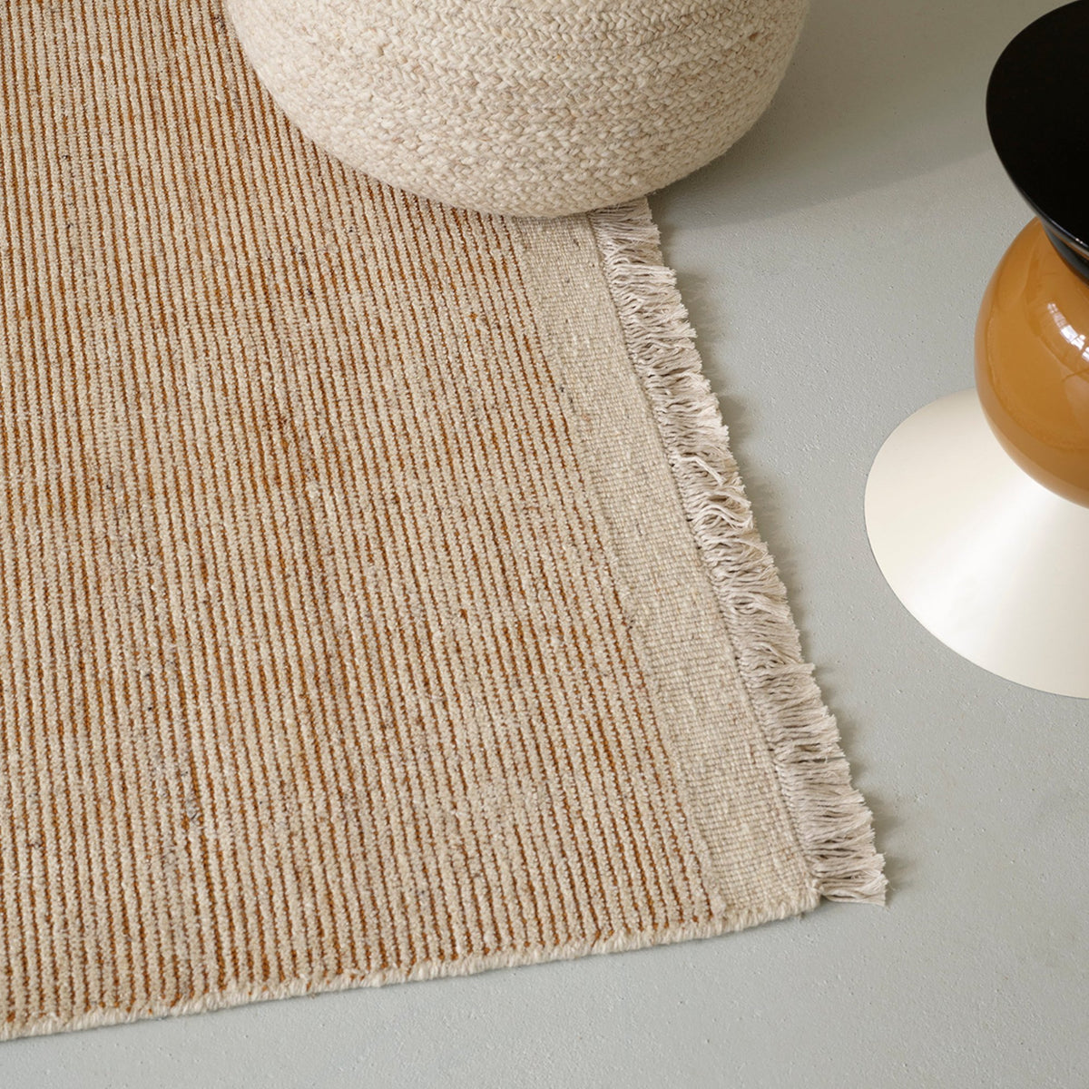 Tapison Home Doria Gold vloerkleed, in een interieur