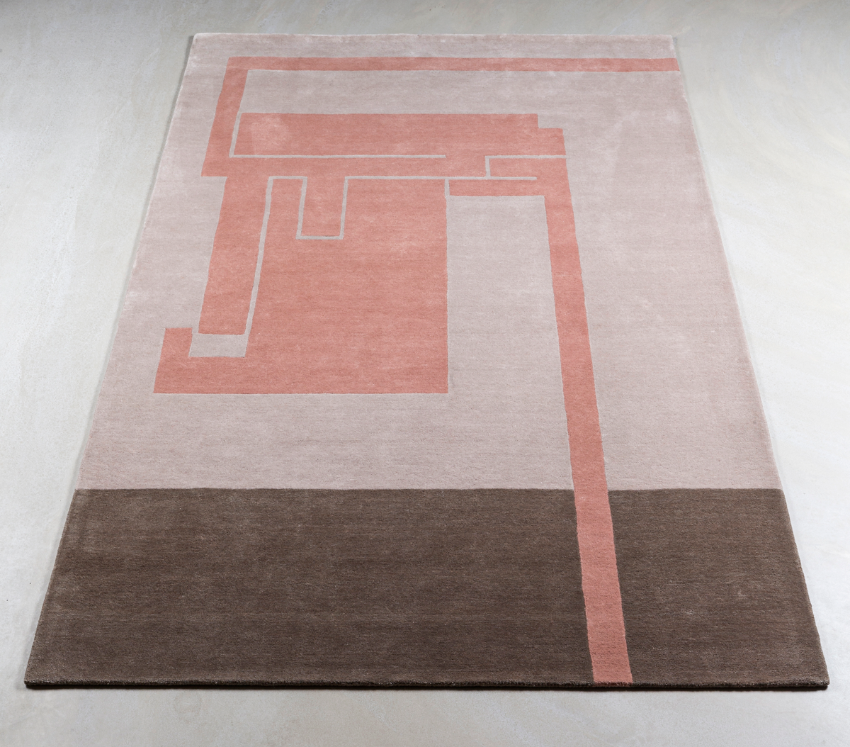 Massimo Structures Fragment 3 rosa Teppich, Schrägansicht